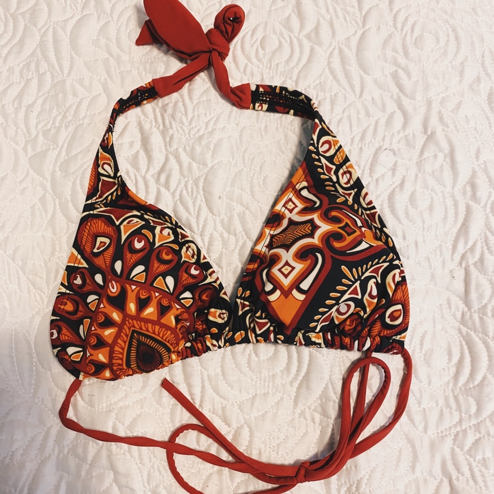 Athleta Floral Bikini Top (Small)